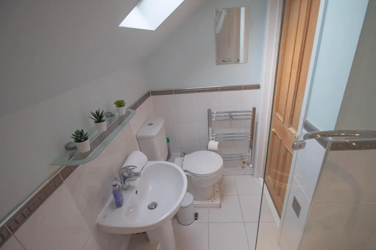 Sealock Mews By Property Promise Cardiff United Kingdom
