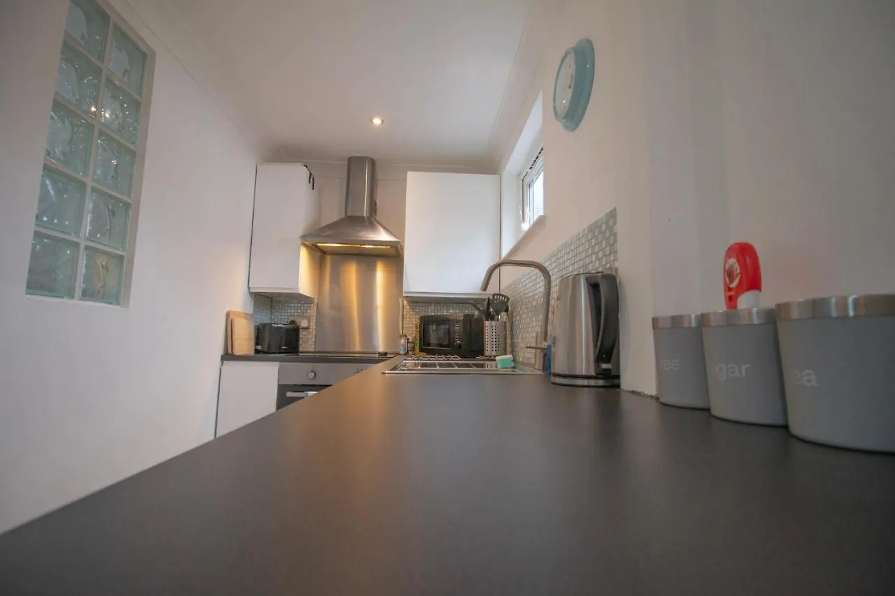 Holiday home Sealock Mews By Property Promise Cardiff United Kingdom