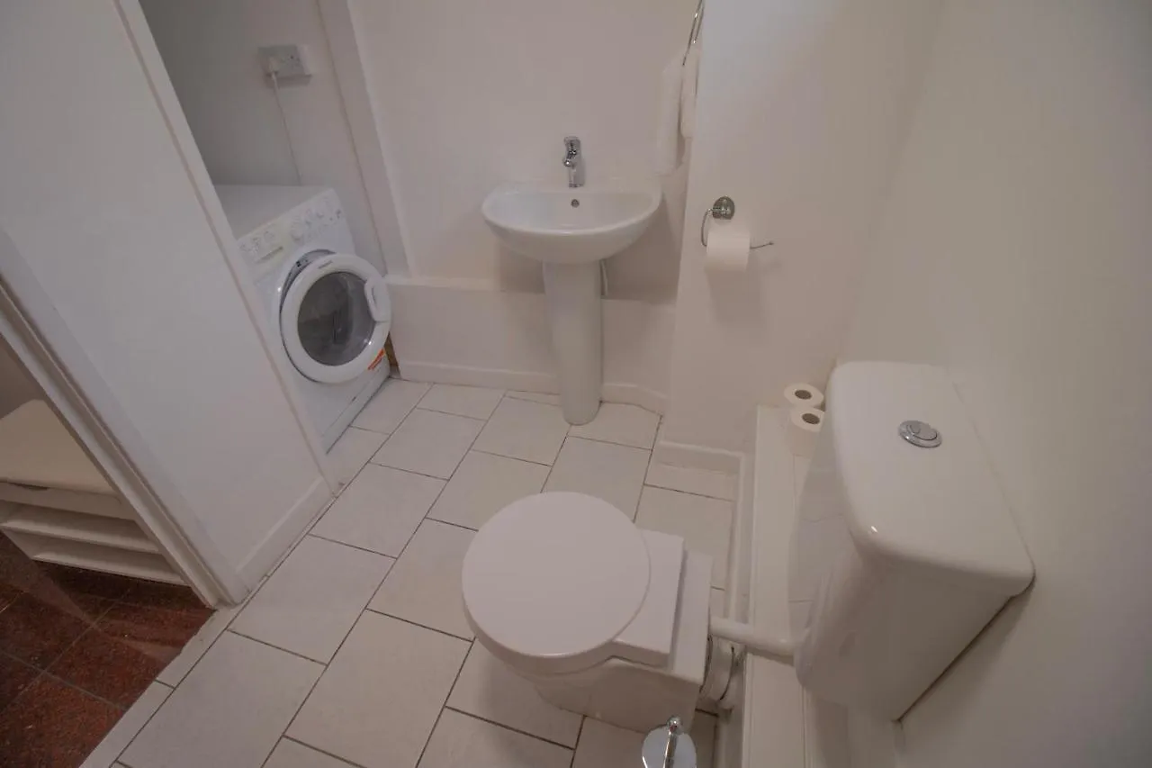 Sealock Mews By Property Promise Cardiff Holiday home